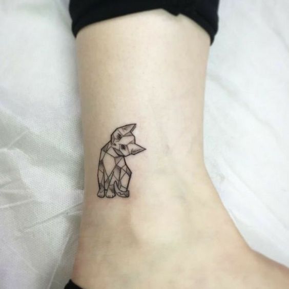 Imagem mostra tattoo de pet
