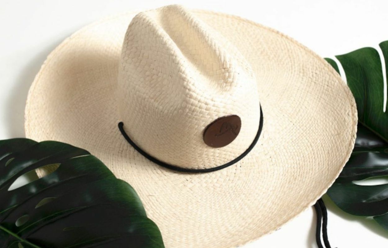 Imagem mostra chapéu Panamá - como usar chapéu no inverno