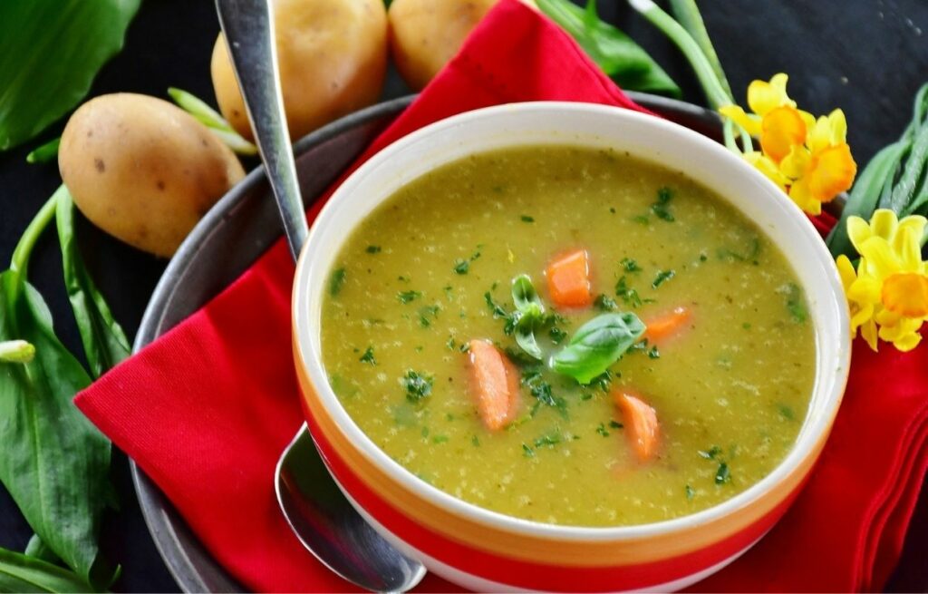 Imagem mostra receita de sopa de legumes