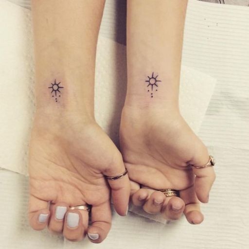 Lindas tatuagem de irmãs 🥰  Tatuagem de irmãs, Tatuagem, Lindas