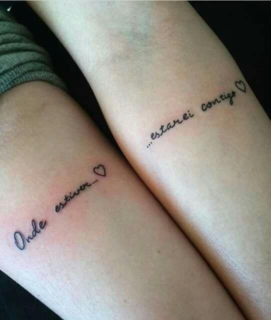 Imagem mostra tatuagem de irmãs