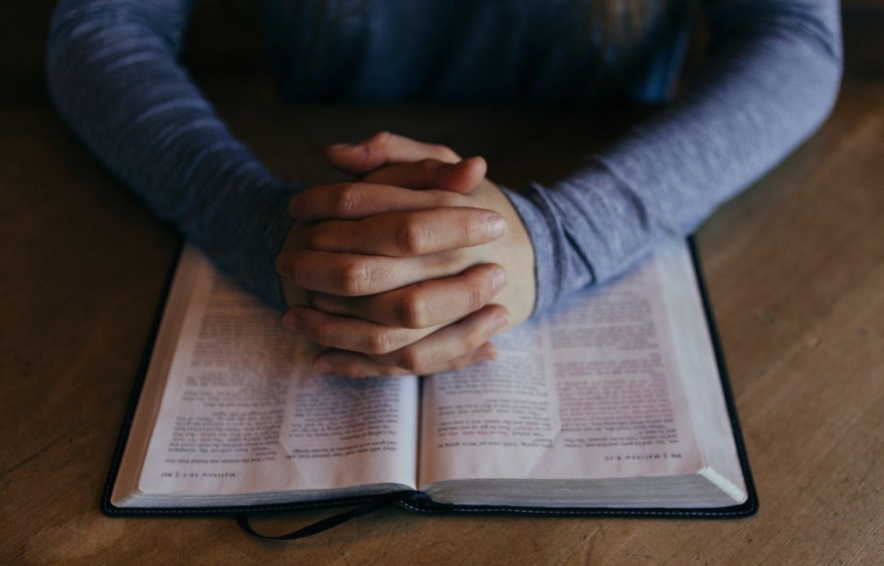 40 trechos da Bíblia para fortalecer a fé e refletir sobre a vida