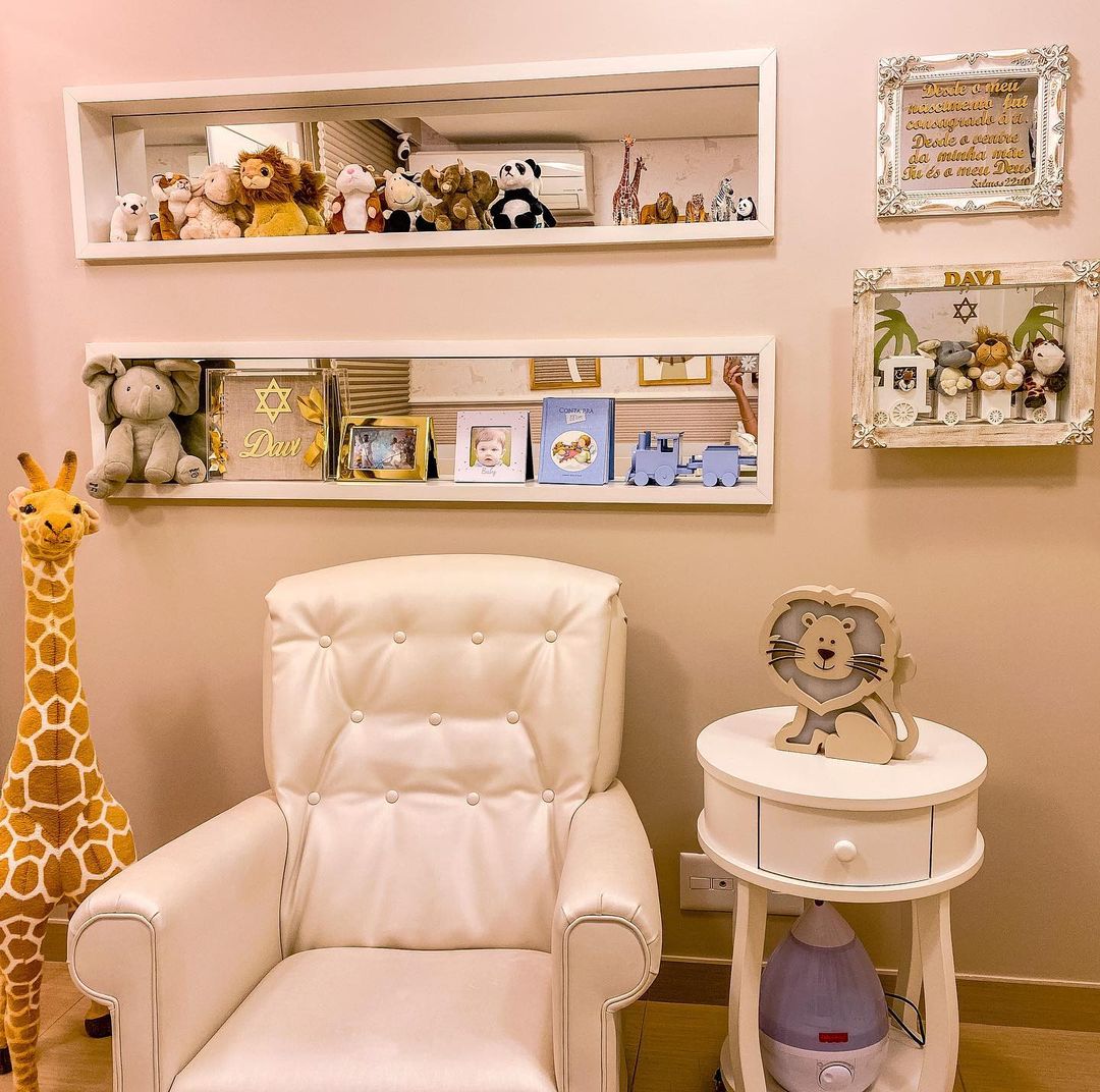 Imagem mostra quarto de bebê safari