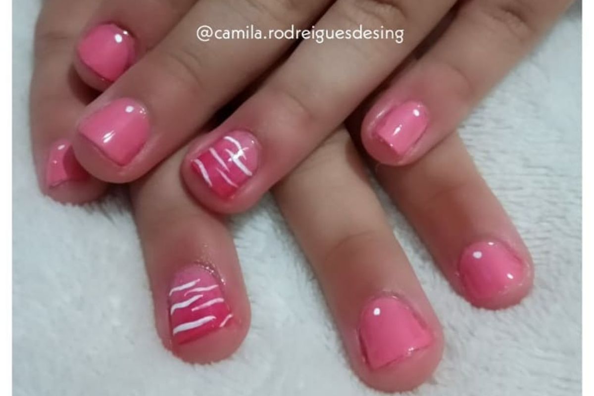 Vinte maneiras fofas de decorar as unhas das crianças