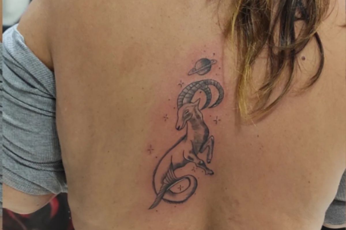 tatuagem do signo de capricórnio